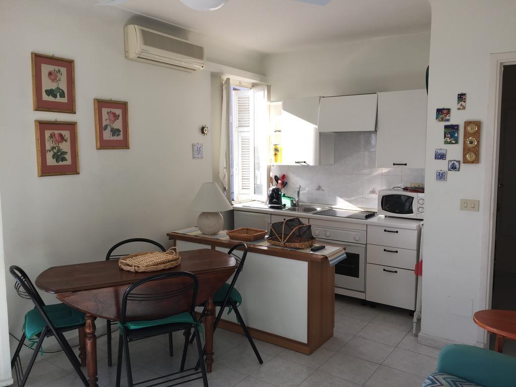 Appartement Palais Henri IV Nice Rom bilde